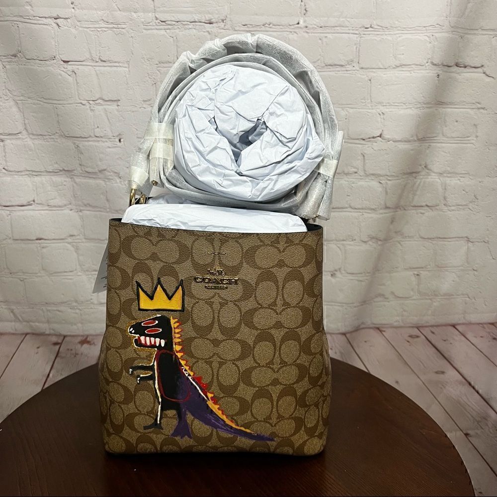 COACH X MICHEL JEAN BASQUIAT Pez Dispenser limited edition town bucket bag nwt